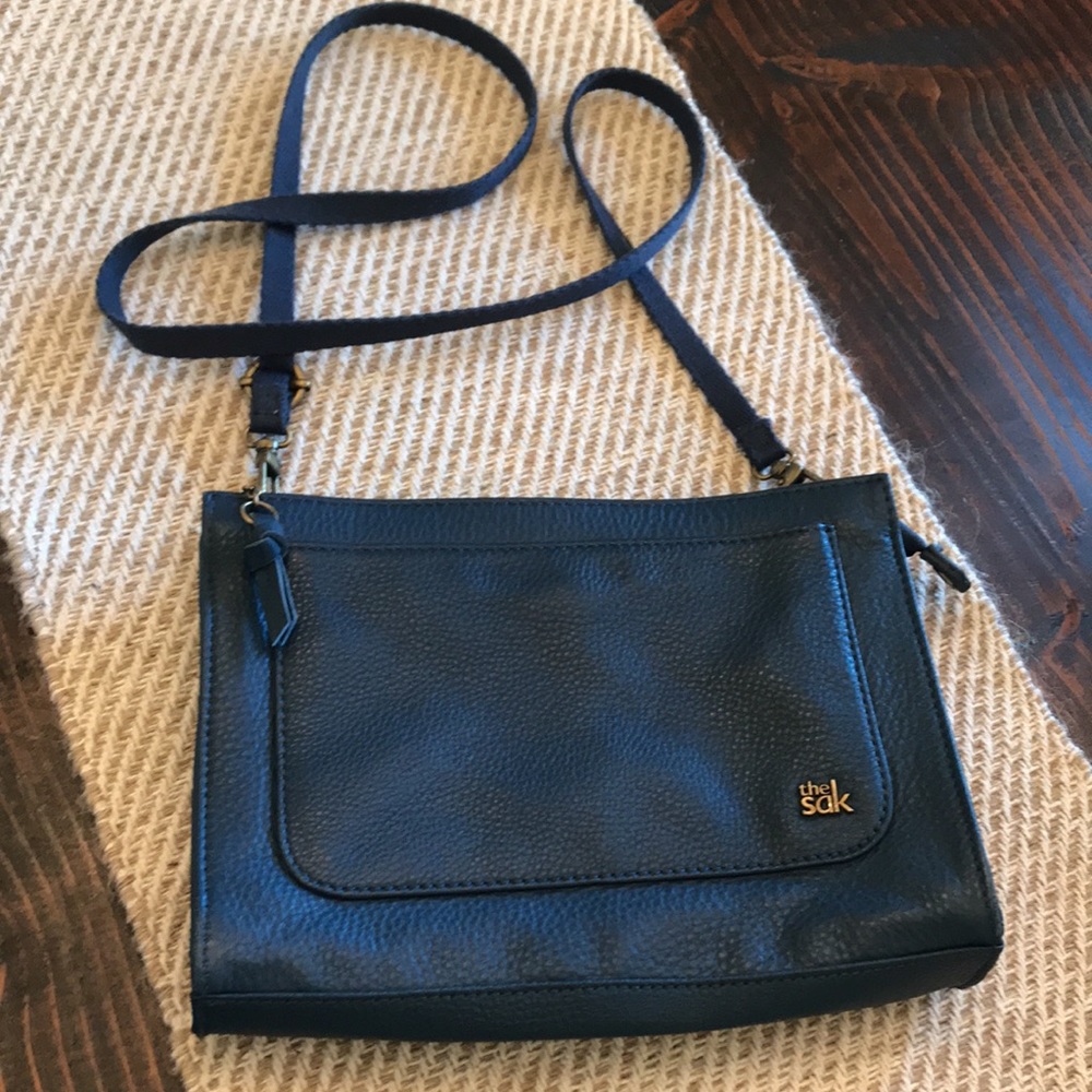 The Sak navy leather purse crossbody